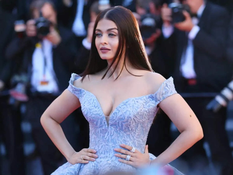 Dàn hoa hậu Ấn Độ trở thành diễn viên đình đám - 6