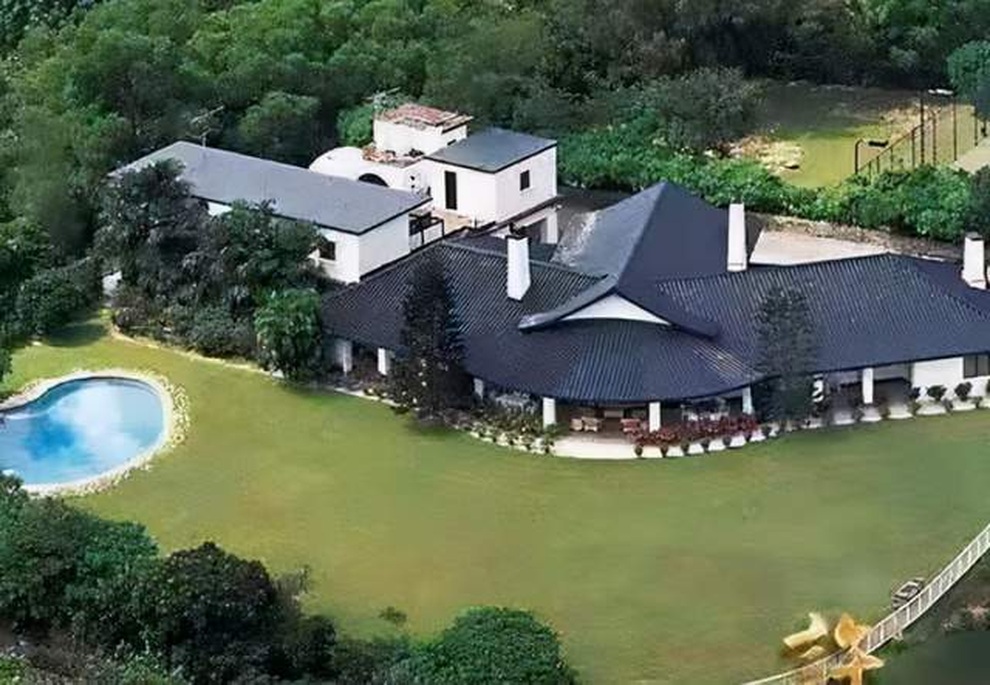 Cuộc sống làm dâu hào môn của hoa hậu đẹp nhất Hồng Kông - 5 Cuộc sống làm dâu hào môn của hoa hậu đẹp nhất Hồng Kông - 5