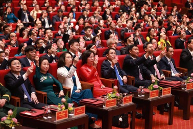 Hà Nội giới thiệu 86 người, bầu 75 ủy viên Ban Chấp hành Đảng bộ thành phố