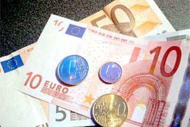 ECB hạ lãi suất cơ bản đồng euro