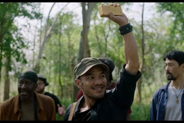 Chồng siêu mẫu Xuân Lan đóng “bom tấn” của đạo diễn từng đoạt Oscar