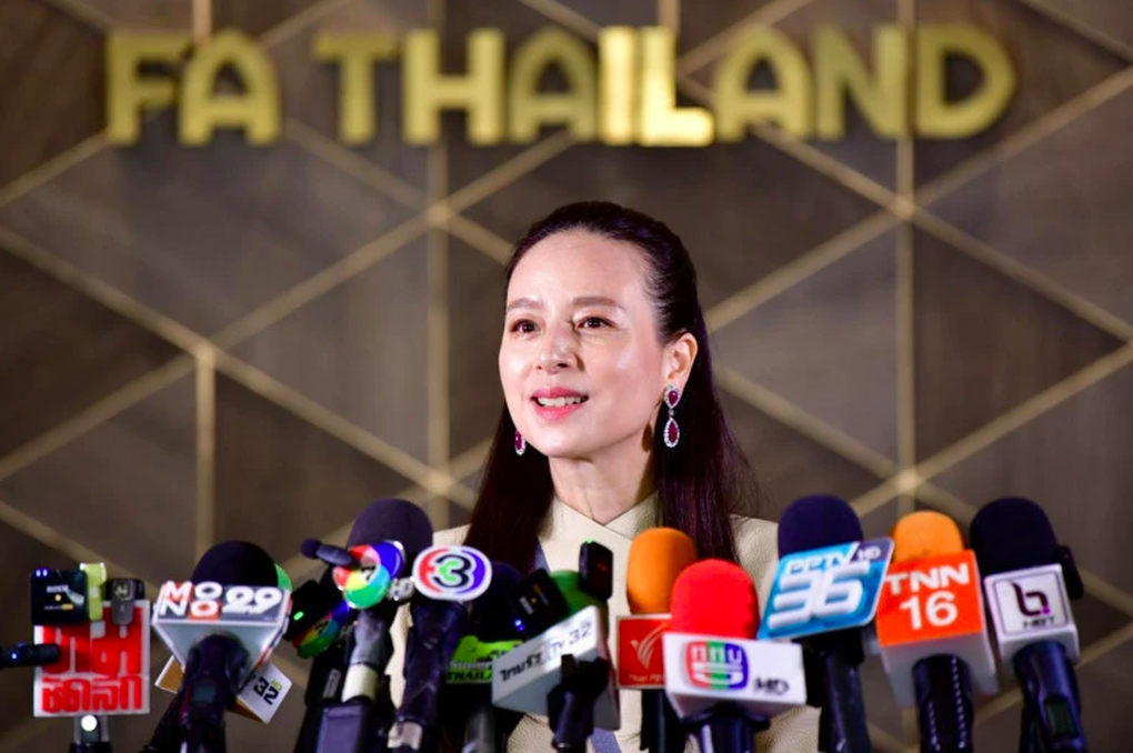 Madam Pang tuyên bố Thái Lan đã sẵn sàng đánh bại đội tuyển Trung Quốc - 1 Madam Pang tuyên bố Thái Lan đã sẵn sàng đánh bại đội tuyển Trung Quốc - 1
