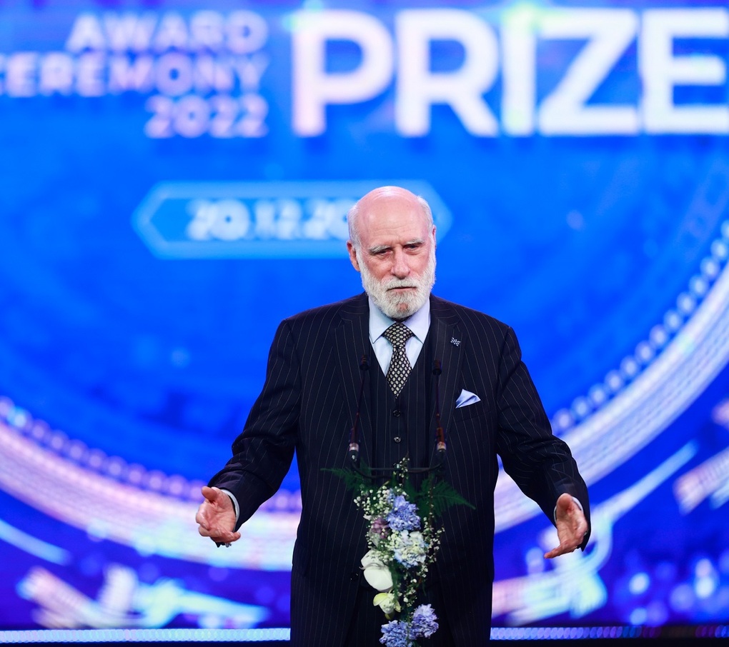 Hành trình nghiên cứu nhiều thách thức của chủ nhân giải thưởng VinFuture 2022 - 2