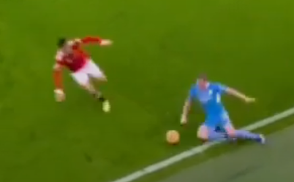 Nổi giận vì Man Utd thất bại, C.Ronaldo có hành động cực xấu - 1 Nổi giận vì Man Utd thất bại, C.Ronaldo có hành động cực xấu - 1