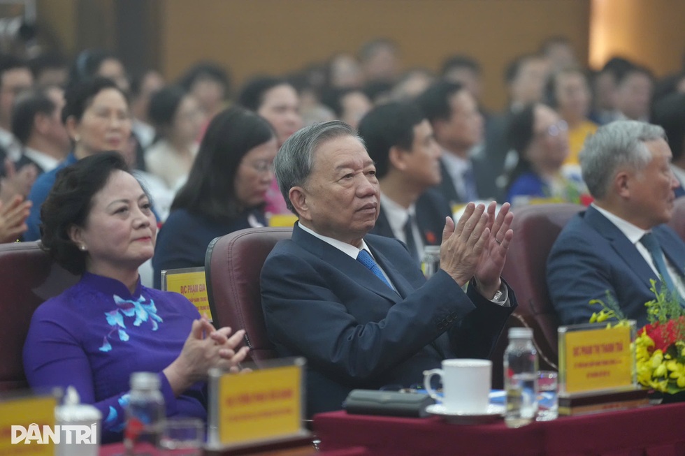 Tổng Bí thư hỏi “người Nội vụ”: Bứt phá để hùng cường hay bỏ lỡ cơ hội? - 3 Tổng Bí thư hỏi “người Nội vụ”: Bứt phá để hùng cường hay bỏ lỡ cơ hội? - 3
