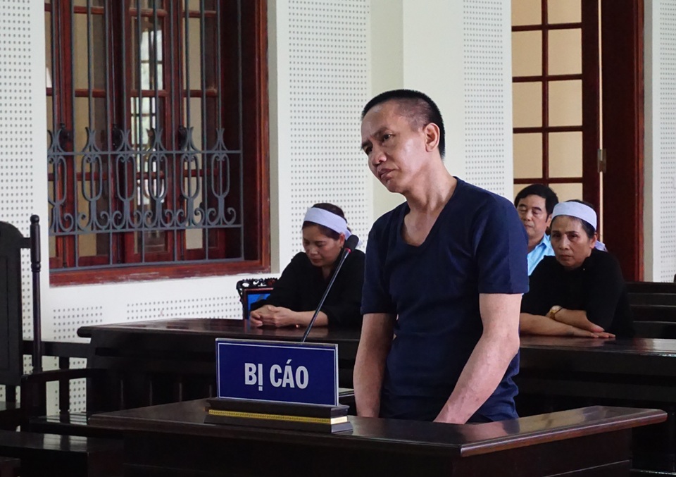 Ghen tuông, người đàn ông dùng búa đánh chết “tình địch” - 1 Ghen tuông, người đàn ông dùng búa đánh chết “tình địch” - 1