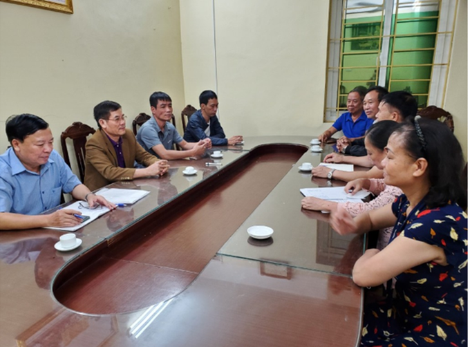 Buổi họp sinh hoạt, tư vấn cai nghiện tại cộng đồng của Đội CTXHTN - CLB B93 phường Yên Hòa.