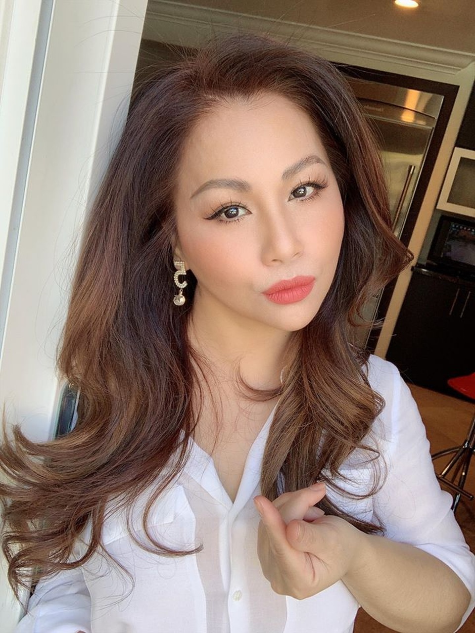 Minh Tuyết trồng rau ở biệt thự, phản ứng bình luận “khoe giàu sang” tại Mỹ - 2 Minh Tuyết trồng rau ở biệt thự, phản ứng bình luận “khoe giàu sang” tại Mỹ - 2