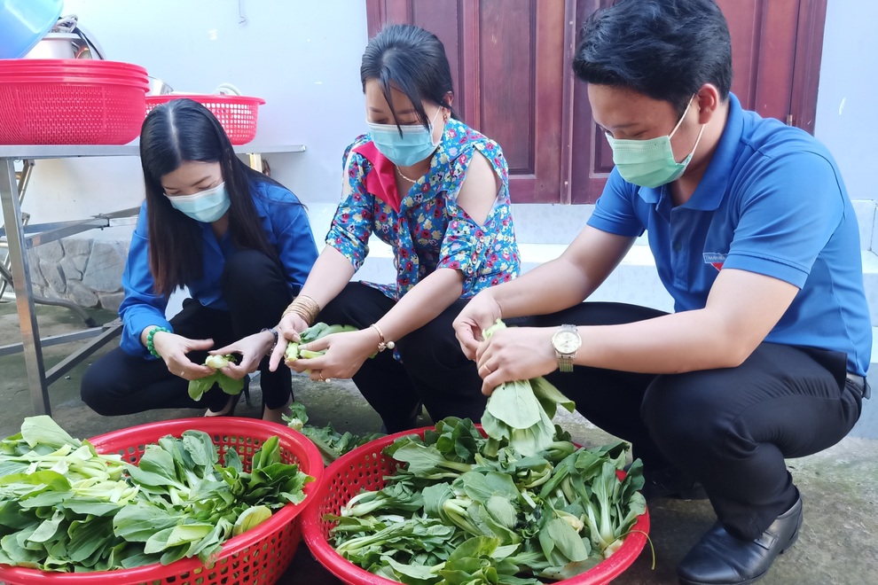 Góp bữa ăn từ bó rau, mớ củ, tuổi trẻ Bạc Liêu đồng hành vượt qua đại dịch - 4 Góp bữa ăn từ bó rau, mớ củ, tuổi trẻ Bạc Liêu đồng hành vượt qua đại dịch - 4