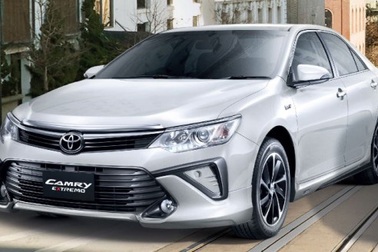 Toyota Camry 2015 ra mắt tại Thái Lan