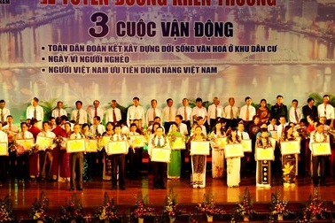 Đà Nẵng tuyên dương các điển hình tiên tiến thực hiện 3 cuộc vận động