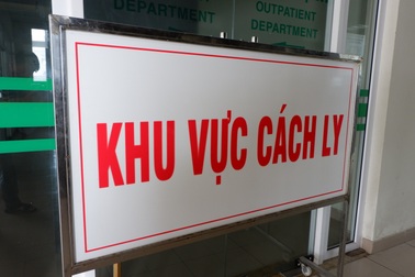 Cụ ông mắc Covid-19 ở Hà Nội bị tổn thương phổi, nhiễm khuẩn huyết