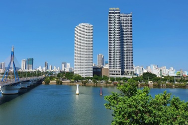 Thị trường bất động sản thành phố lớn nhất khởi sắc sau hợp nhất