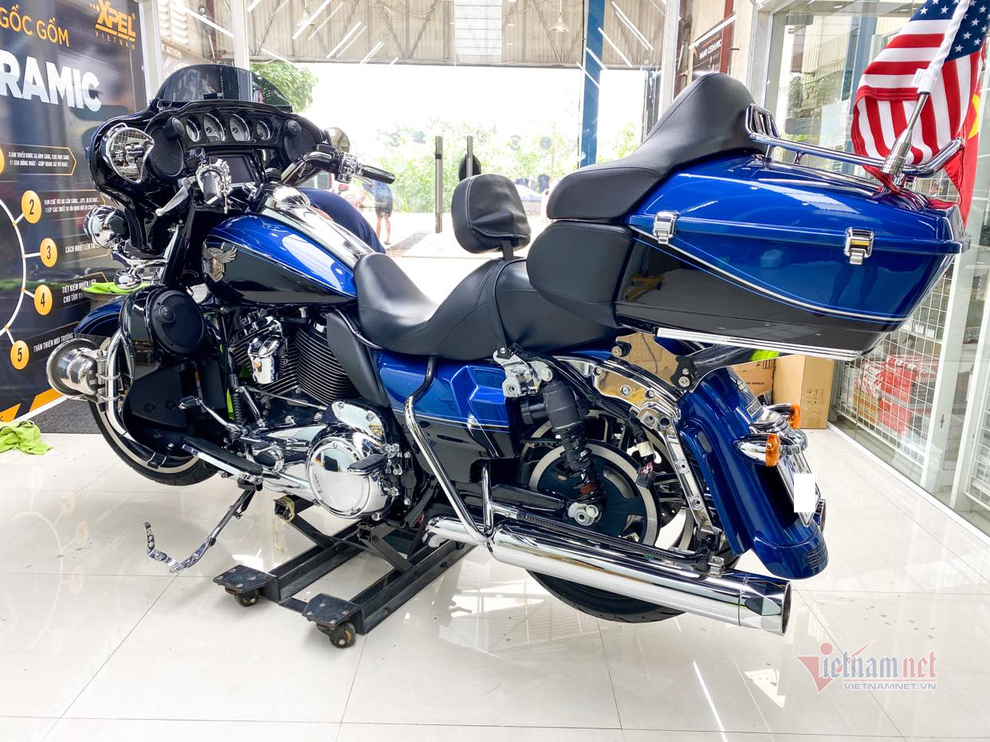 Bỏ tiền triệu rửa xe máy, thú chơi xa xỉ của dân chơi xe Hà Nội mùa dịch - 2 Bỏ tiền triệu rửa xe máy, thú chơi xa xỉ của dân chơi xe Hà Nội mùa dịch - 2
