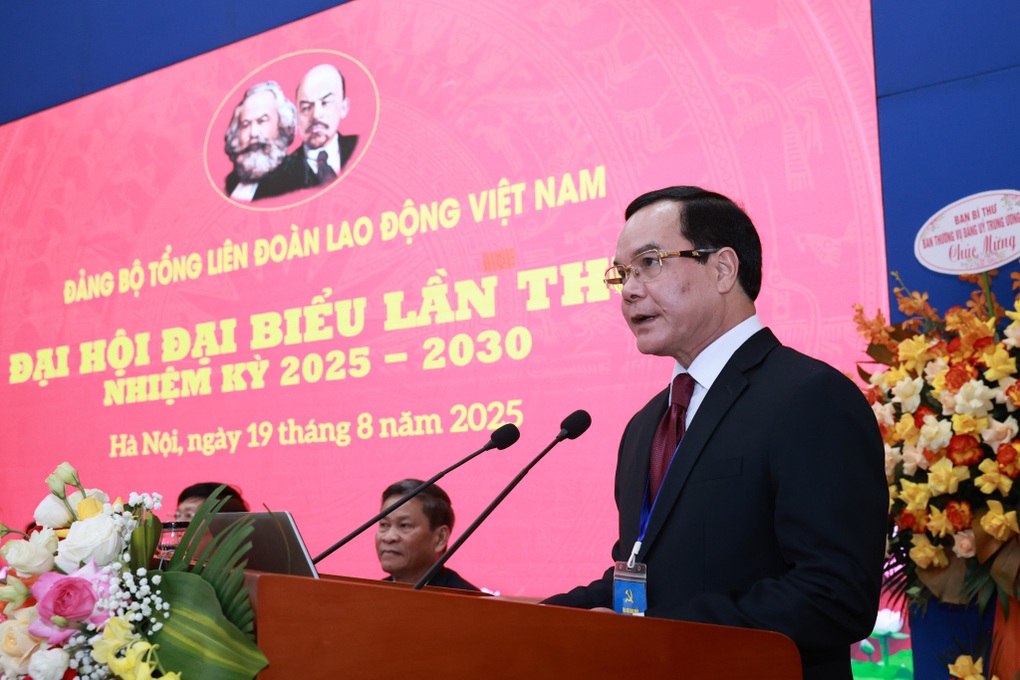 Đảng ủy Mặt trận tổ quốc chỉ định Bí thư Đảng ủy Tổng Liên đoàn lao động - 3 Đảng ủy Mặt trận tổ quốc chỉ định Bí thư Đảng ủy Tổng Liên đoàn lao động - 3