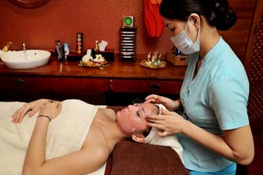 Làn da tươi trẻ đón Giáng sinh và Năm mới