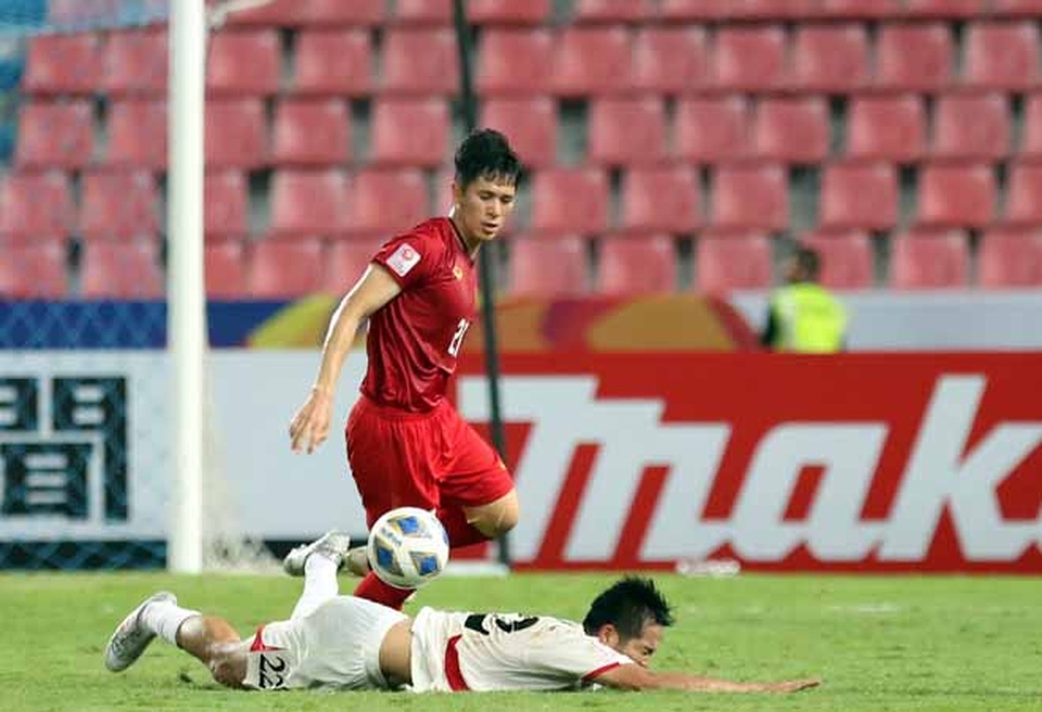 Chấm điểm U23 Việt Nam vs U23 Triều Tiên: Đẳng cấp của Đình Trọng - 2 Chấm điểm U23 Việt Nam vs U23 Triều Tiên: Đẳng cấp của Đình Trọng - 2