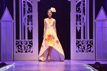 Sắc màu cổ điển trong bộ sưu tập của “Người đẹp kinh đô”