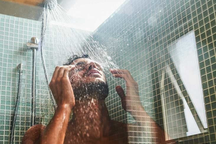 Tắm nước nóng, xông hơi làm giảm chất lượng tinh trùng?