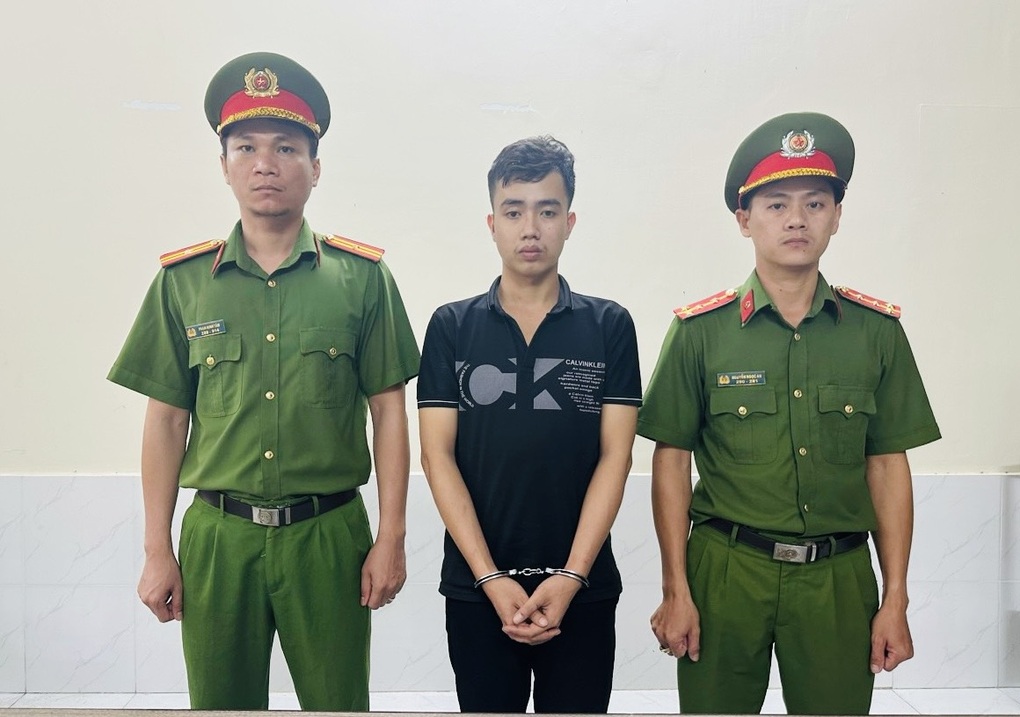Nghi phạm sát hại cô gái vào ngày 29 Tết bị khởi tố 3 tội danh - 1 Nghi phạm sát hại cô gái vào ngày 29 Tết bị khởi tố 3 tội danh - 1
