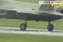 Tiêm kích tia chớp F-35 Mỹ gẫy càng, cắm mũi xuống đường băng