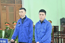 Đâm người khác vì cho là bị nhìn "đểu", hai thanh niên lĩnh 21 năm tù