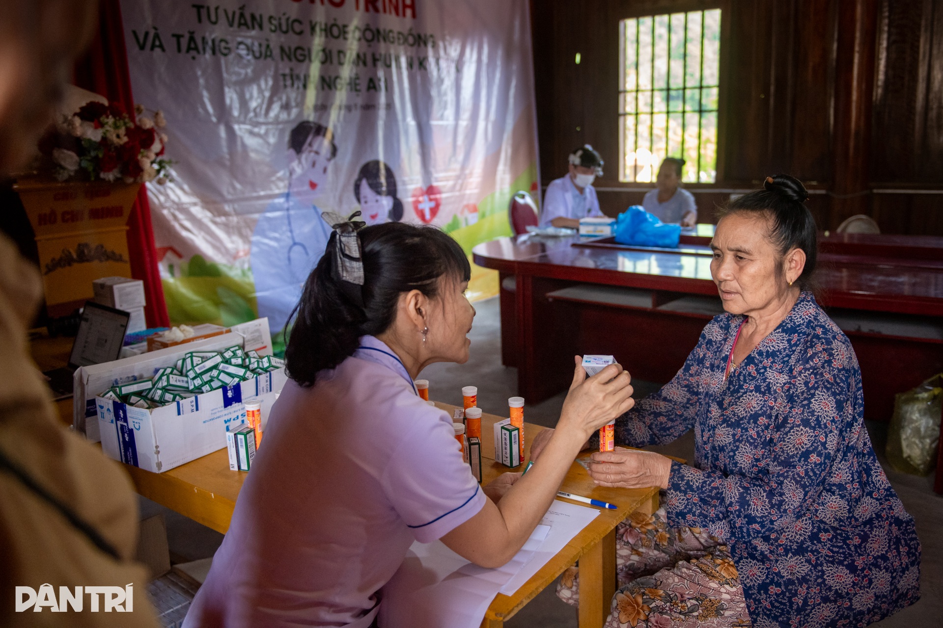 Vượt dốc biên cương, tư vấn sức khỏe miễn phí tại miền cao xứ Nghệ - 3