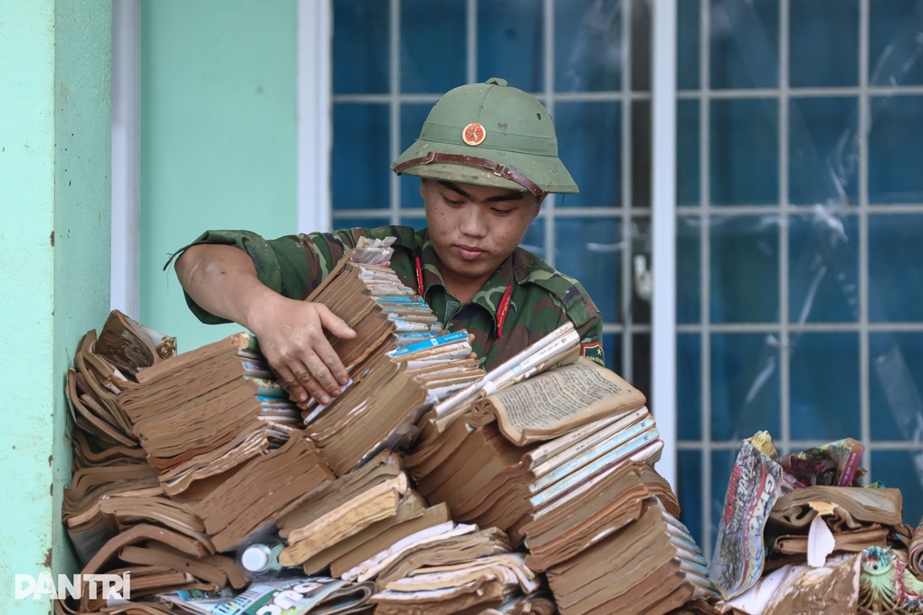 4 học sinh tử vong trong mưa lũ, Bộ Giáo dục khẩn cấp hỗ trợ - 1