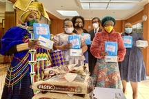 Đại sứ quán Việt Nam sẻ chia với người dân Nam Phi chống Covid-19