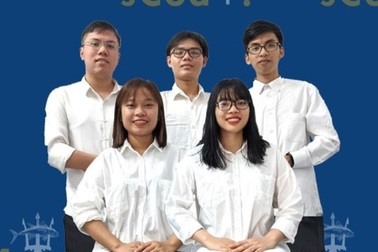 Sinh viên chế tạo áo khoác công nghệ hỗ trợ ngư dân khi gặp sự cố trên biển