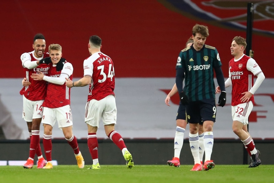 Aubameyang thăng hoa rực rỡ, Arsenal vượt mặt Leeds - 5 Aubameyang thăng hoa rực rỡ, Arsenal vượt mặt Leeds - 5