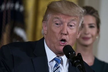 Tổng thống Trump ủng hộ dự luật hạn chế nhập cư hợp pháp vào Mỹ