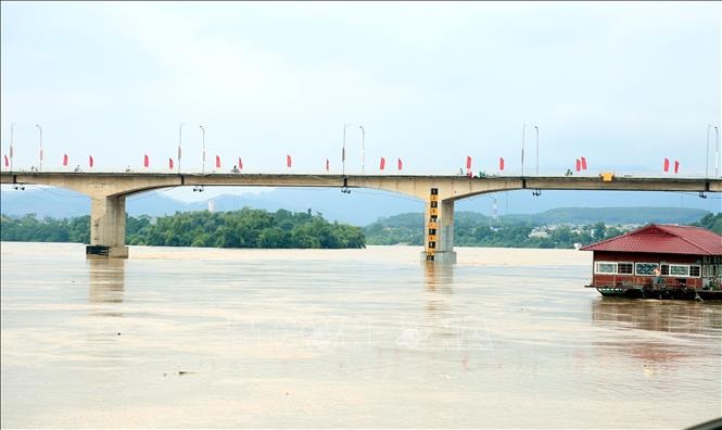 ប្រទេសចិនសម្របសម្រួលដើម្បីគ្រប់គ្រងការបញ្ចេញទឹកជំនន់ពីរោងចក្រវារីអគ្គិសនីនៅតំបន់ខាងលើនៃទន្លេ Lo - ១ Trung Quốc phối hợp điều tiết xả lũ thủy điện ở thượng nguồn sông Lô - 1