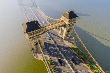 Thiết kế "xứ Đông Dương" của cầu Trần Hưng Đạo được chấm điểm như thế nào?