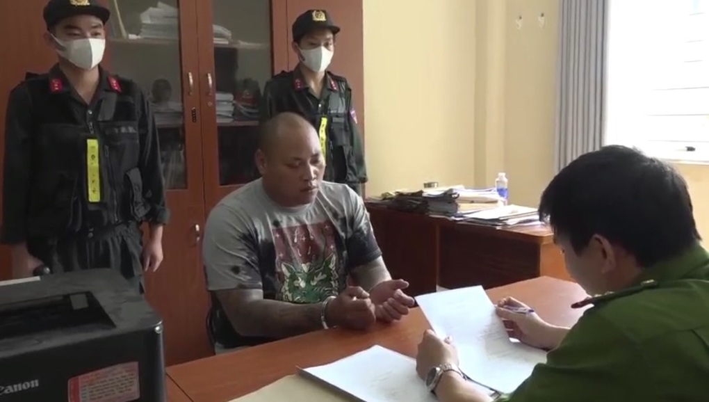 Băng giang hồ thu tiền bảo kê ở chợ đầu mối Bình Điền bị bắt - 1 Băng giang hồ thu tiền bảo kê ở chợ đầu mối Bình Điền bị bắt - 1
