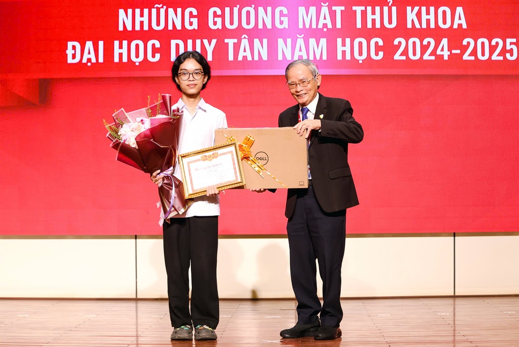 30 năm trưởng thành với diện mạo mới của Đại học Duy Tân - 2