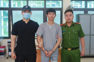 Kẻ mang lệnh truy nã nguy hiểm 19 tuổi bị bắt