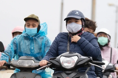 Miền Bắc chuyển lạnh, miền Trung mưa lớn kéo dài