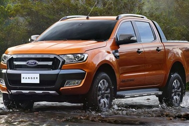 Ô tô bán tải giảm giá mạnh: Quên đi nỗi lo tăng thuế