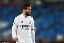 Real Madrid thua sốc trước đội bóng của HLV Steven Gerrard