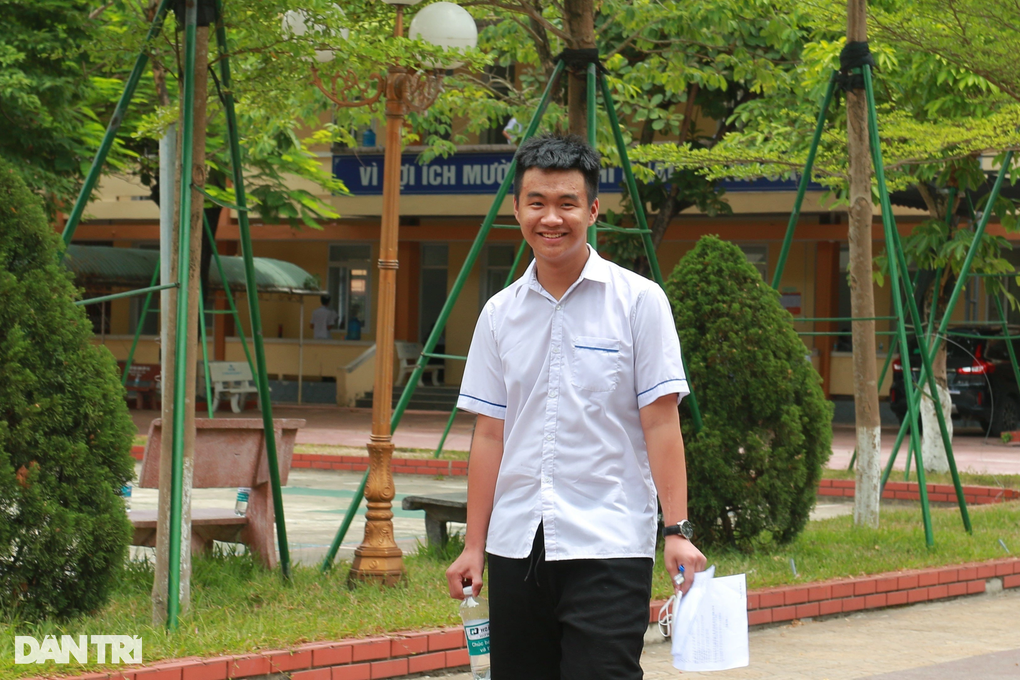 Kỳ quan động Phong Nha vào đề thi tuyển sinh lớp 10 - 2 Kỳ quan động Phong Nha vào đề thi tuyển sinh lớp 10 - 2