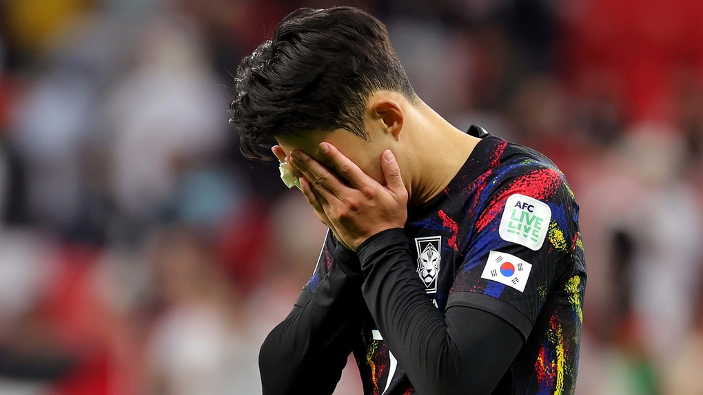Phản ứng của Son Heung Min sau khi Hàn Quốc thua sốc ở Asian Cup 2023 - 2
