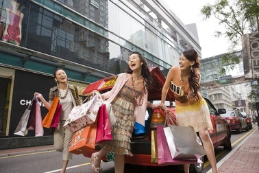 Chi tiêu thông minh, hưởng nhiều ưu đãi trong ngày không tiền mặt