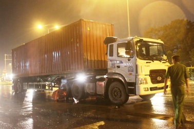 2 công nhân tử nạn trong cảng Cát Lái