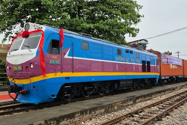 Tàu hàng liên vận quốc tế ở ga Hải Dương chạy chuyến đầu tiên