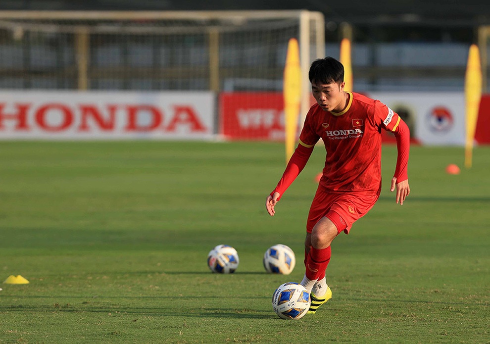 Xuân Trường tỏa sáng, đội tuyển Việt Nam thắng 6-0 đàn em U22 - 1 Xuân Trường tỏa sáng, đội tuyển Việt Nam thắng 6-0 đàn em U22 - 1