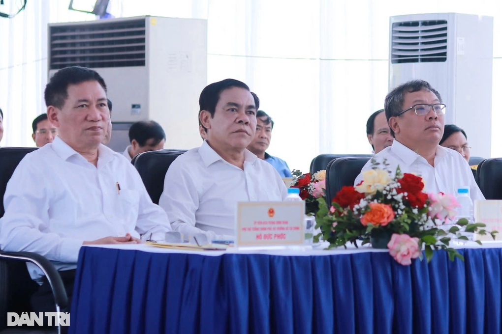 Những kỳ tích của dự án đường dây 500kV mạch 3 qua miền Trung - 3 Những kỳ tích của dự án đường dây 500kV mạch 3 qua miền Trung - 3