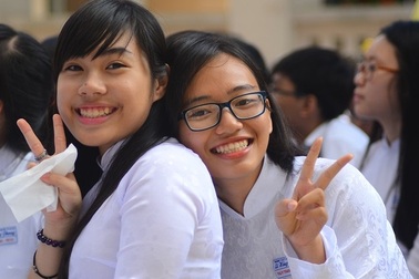 Nữ sinh phía Nam tinh nghịch khoe sắc chào năm học mới