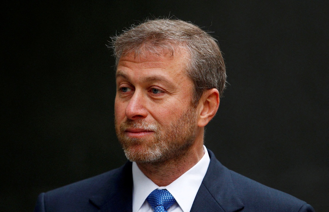 Ukraine có thể đã đề nghị Mỹ không trừng phạt tỷ phú Nga Abramovich - 1 Ukraine có thể đã đề nghị Mỹ không trừng phạt tỷ phú Nga Abramovich - 1