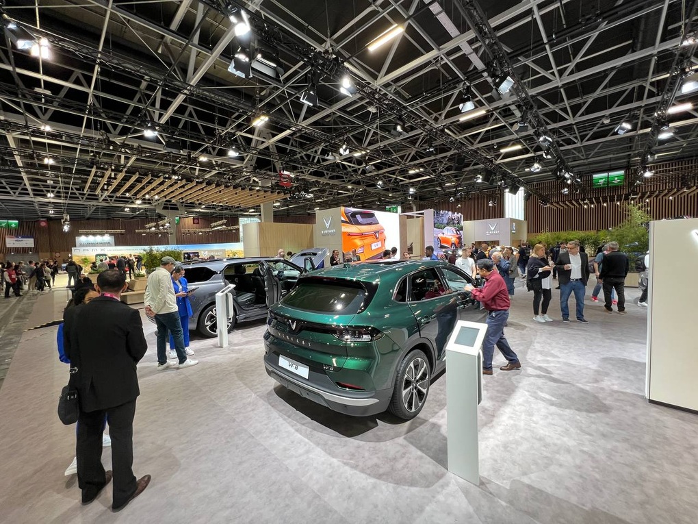 4 mẫu xe điện VinFast hút khách tại Paris Motor Show 2022 - 6 4 mẫu xe điện VinFast hút khách tại Paris Motor Show 2022 - 6